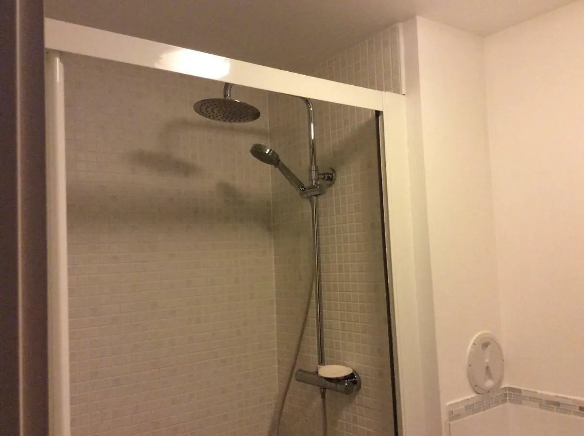 20/5 Timber Bush Apartment Edinburgh United Kingdom